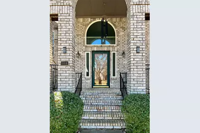 814 Clearlake Drive, Allen, TX 75002 - Photo 2