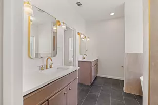 1610 Cheyenne Trail, Granbury, TX 76048 - Photo 24