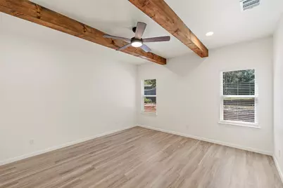 1610 Cheyenne Trail, Granbury, TX 76048 - Photo 18
