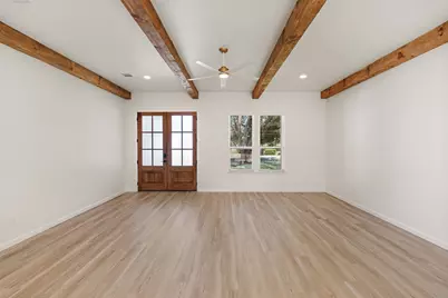 1610 Cheyenne Trail, Granbury, TX 76048 - Photo 12