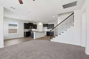 1208 Burlingame Dr, Cleburne, TX 76033 - Photo 4