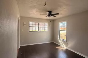 780 Betty Ln, Hurst, TX 76053 - Photo 14