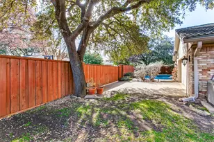 7604 Lairds Ln, Dallas, TX 75248 - Photo 34