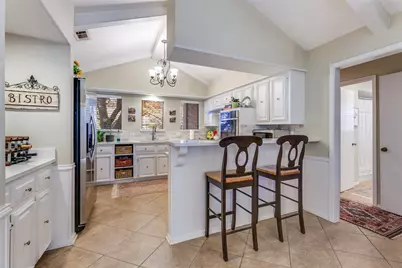 7604 Lairds Lane, Dallas, TX 75248 - Photo 10