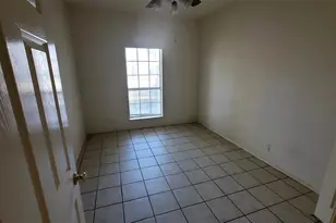 412 Tamara Dr, Georgetown, TX 78628 - Photo 6