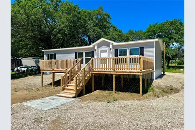 706 Sandpiper Court, Seven Points, TX 75143 - Photo 1