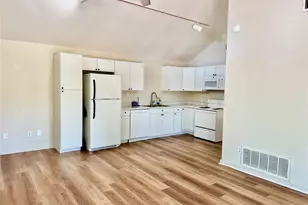 2018 Long Creek Ct, Granbury, TX 76049 - Photo 6