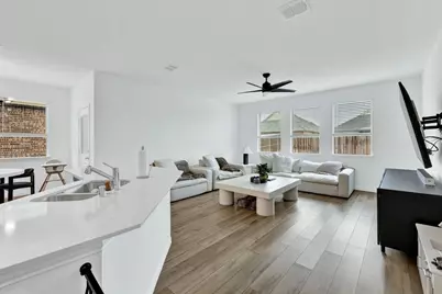 1741 Lake Grove Drive, Little Elm, TX 75068 - Photo 10