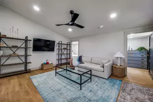 203 Evans St, Bridgeport, TX 76426 - Photo 12