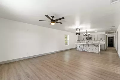 5619 Lake Granbury Trail, Granbury, TX 76048 - Photo 6
