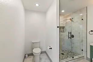 5619 Lake Granbury Trail, Granbury, TX 76048 - Photo 18