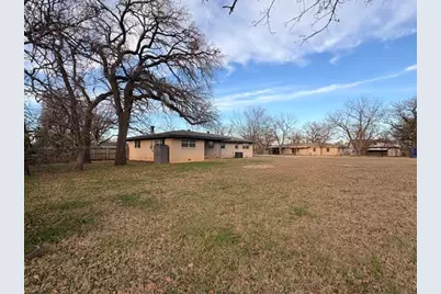 2104 2nd Avenue, Bridgeport, TX 76426 - Photo 10