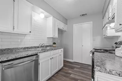 102 Oakwood Lane, Kennedale, TX 76060 - Photo 14