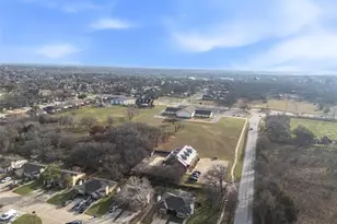 102 Oakwood Ln, Kennedale, TX 76060 - Photo 22