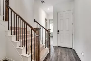 9807 Romo St, Irving, TX 75063 - Photo 14