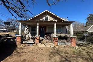 1022 W Wolfe St, Grand Saline, TX 75140 - Photo 2