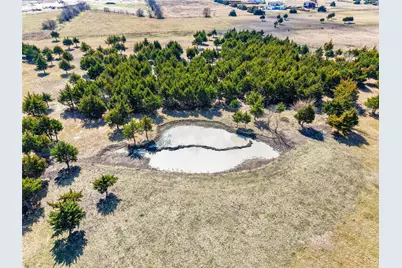710 E Reindeer Road, Lancaster, TX 75146 - Photo 18