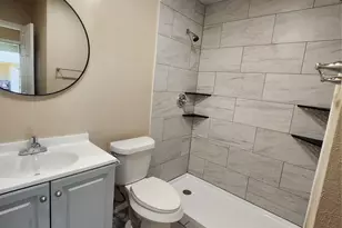 607 Arbor Ln, Lancaster, TX 75134 - Photo 4