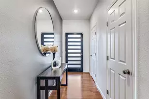 3121 Rutz St, Dallas, TX 75212 - Photo 2