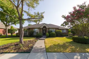 2119 Antibes Dr, Carrollton, TX 75006 - Photo 1