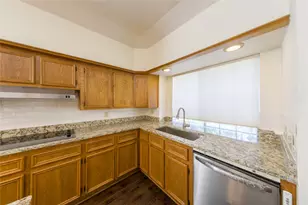 2119 Antibes Dr, Carrollton, TX 75006 - Photo 24