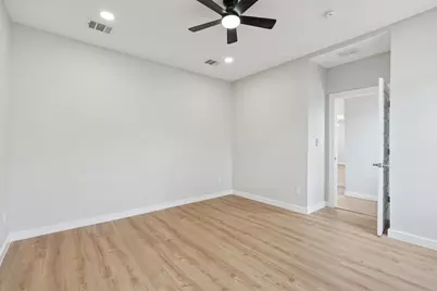 1502 E Ann Arbor Avenue, Dallas, TX 75216 - Photo 32