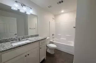 1050 E Burnett St, Ennis, TX 75119 - Photo 14