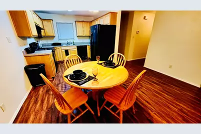 857 Robinson Court, Grand Prairie, TX 75051 - Photo 6