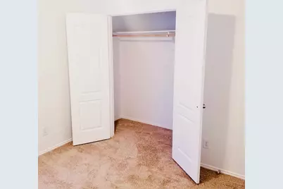 857 Robinson Court, Grand Prairie, TX 75051 - Photo 16