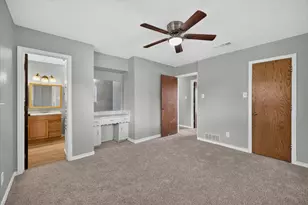 121 Hillside Ln, DeSoto, TX 75115 - Photo 8