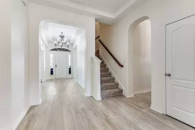 10121 Waverly Lane, Fort Worth, TX 76244 - Photo 4