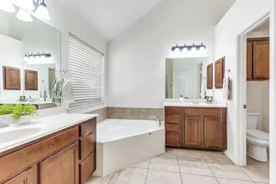 10121 Waverly Lane, Fort Worth, TX 76244 - Photo 20