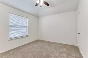 10121 Waverly Ln, Fort Worth, TX 76244 - Photo 16