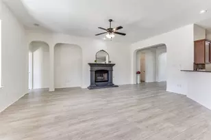 10121 Waverly Ln, Fort Worth, TX 76244 - Photo 8