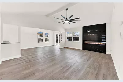 126 Sunnydale, Lewisville, TX 75067 - Photo 4