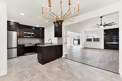 126 Sunnydale, Lewisville, TX 75067 - Photo 2