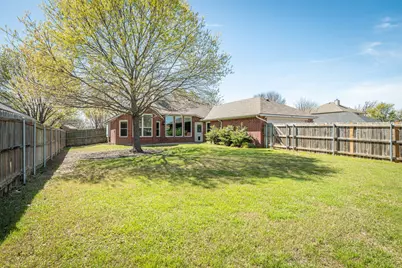 1817 Caddo Lake Drive, Allen, TX 75002 - Photo 2