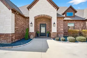 125 Signature Ct, Weatherford, TX 76087 - Photo 8