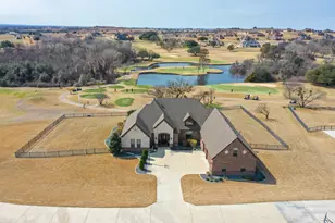125 Signature Ct, Weatherford, TX 76087 - Photo 4