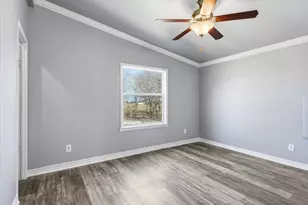 10112 Lavinder Ln, Crowley, TX 76036 - Photo 18