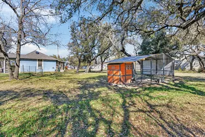 1006 E Coke Street, Hamilton, TX 76531 - Photo 32