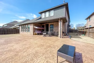 359 Timber Creek Ln, Frisco, TX 75033 - Photo 2