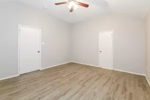 2049 Hollow Creek Dr, Dallas, TX 75253 - Photo 14