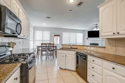 14301 Polo Ranch Street, Fort Worth, TX 76052 - Photo 10