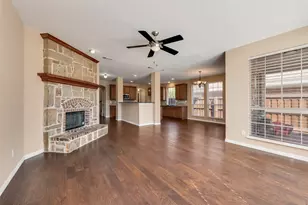 2467 Harbour Dr, Grand Prairie, TX 75054 - Photo 8