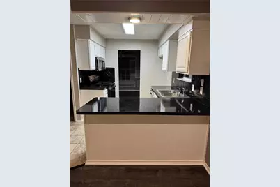 1114 Cherrytree Drive, Arlington, TX 76001 - Photo 4