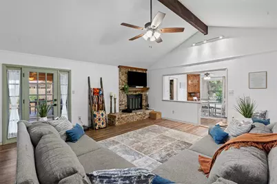 400 Meadow View Drive, Cleburne, TX 76033 - Photo 8