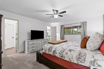 400 Meadow View Drive, Cleburne, TX 76033 - Photo 18