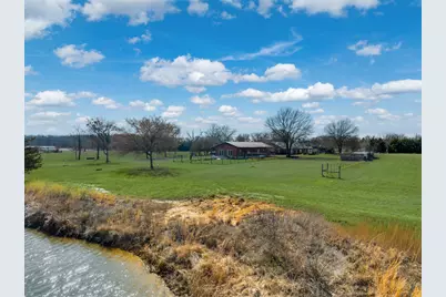 1900 County Road 33900, Powderly, TX 75473 - Photo 18