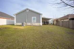 502 E Tyler St, Ennis, TX 75119 - Photo 22